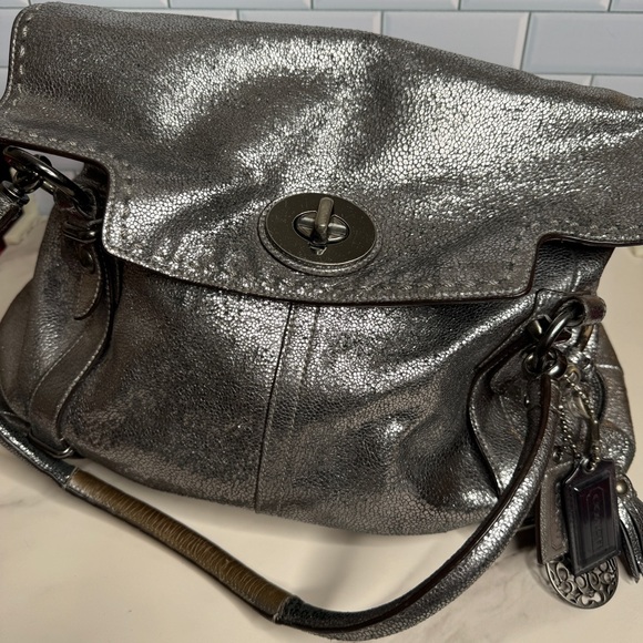Coach Tote Bag Metallic Silver Limited Edition Hamptons Flap large carryall